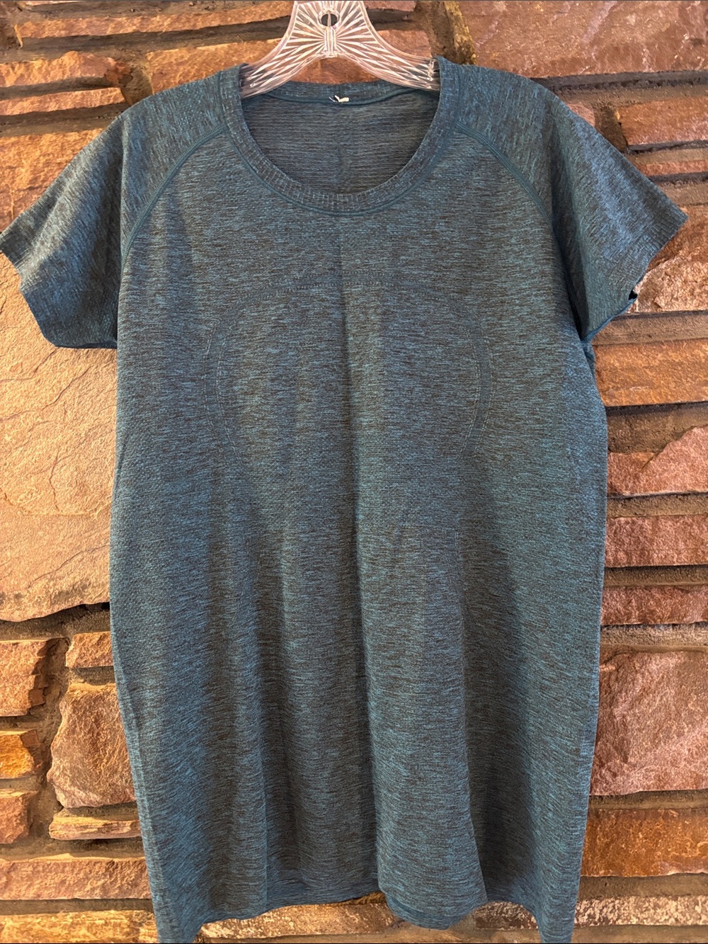 lululemon athletica Swiftly Tech Women's Teal Heather Short Sleeve Active Top